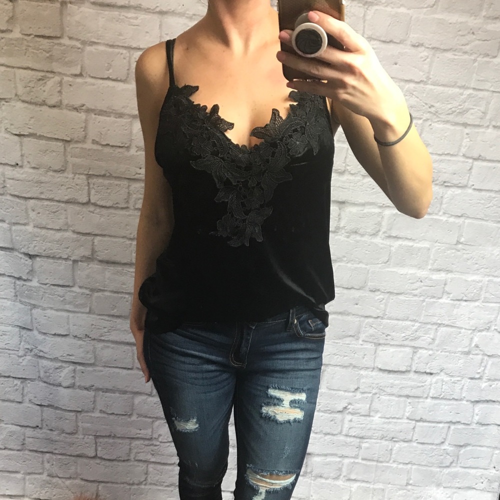 LAST ONE//RAVISHING Velvet Cami in Black - Picture 2 of 8